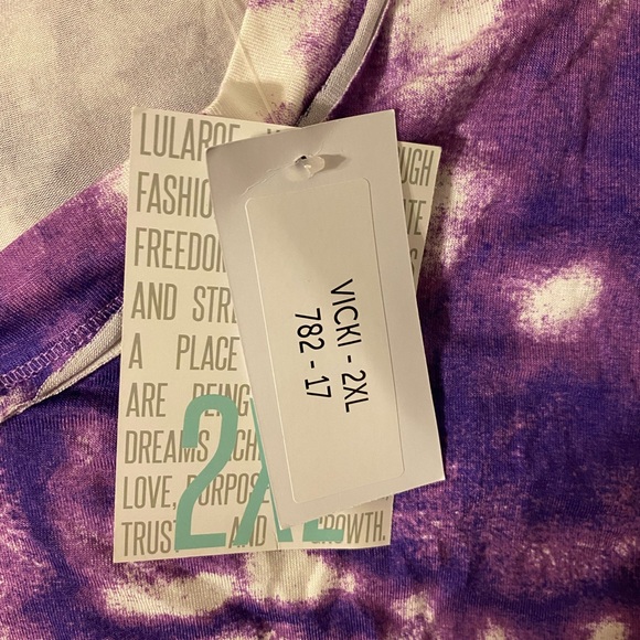 Lularoe Vicki 2XL NWT - Picture 2 of 4